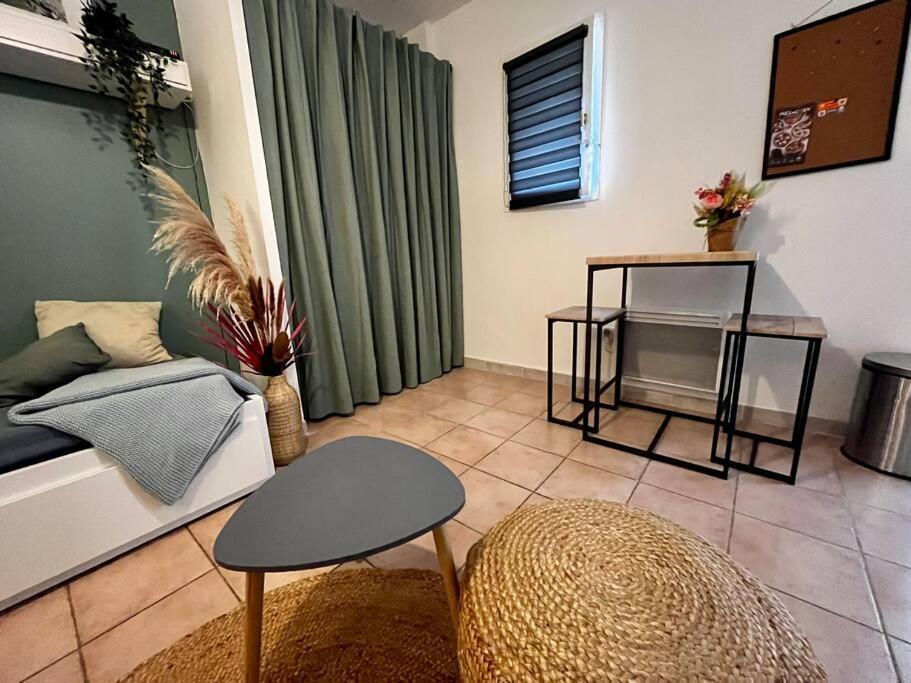 Aix-En-Provence, Cosy Studio Proche Toutes Commodites, Linges Fournis ภายนอก รูปภาพ